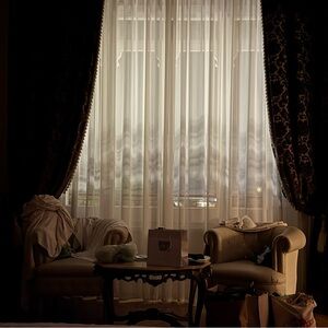 Meet your Posher, Alice